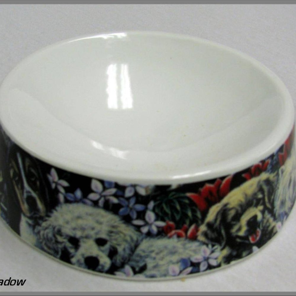 Howie’s Hearts Stoneware Bowl - Dog not Included